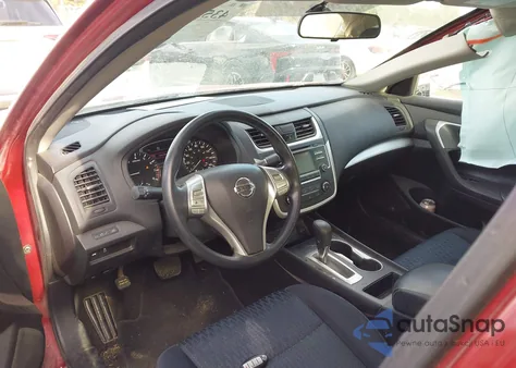 2016 Nissan Altima 2.5/2.5 S/2.5 Sl/2.5 Sr/2.5 Sv z USA, uszkodzony, nr VIN 1N4AL3AP8GC168881